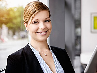 C7APP下载外交团